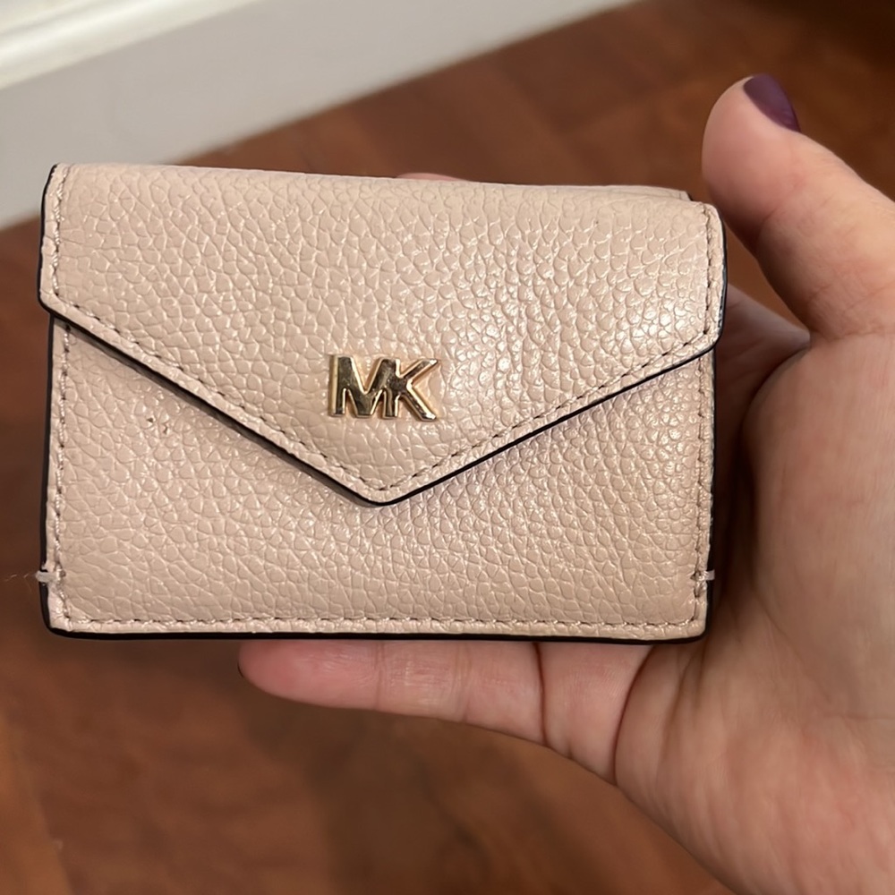 Michael Kors Mini Wallet